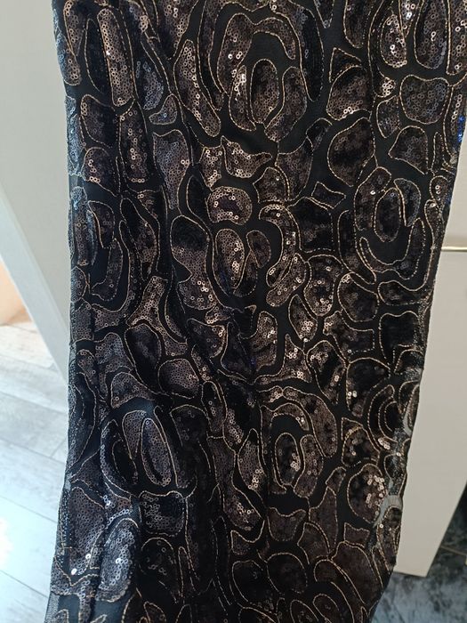 Официални рокли ..