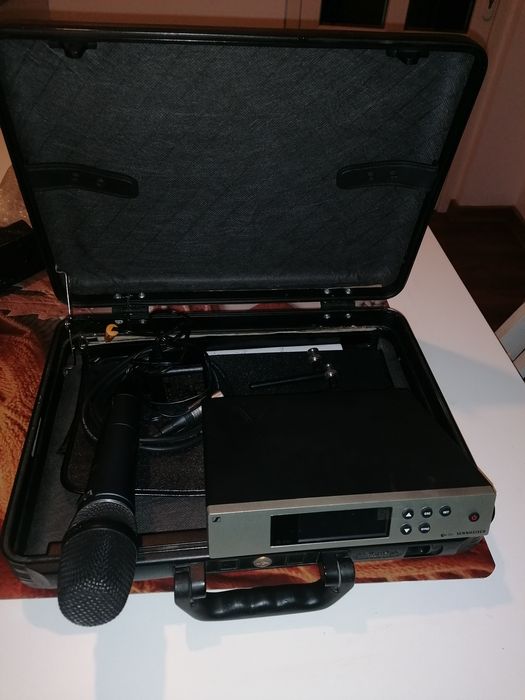 Vand microfon Senheiser EM 100 G4, stare f buna