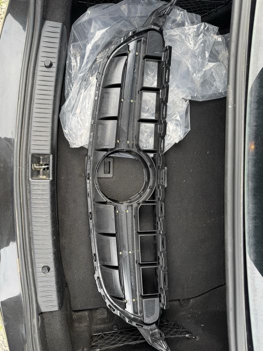 Grila Mercedes C class W205