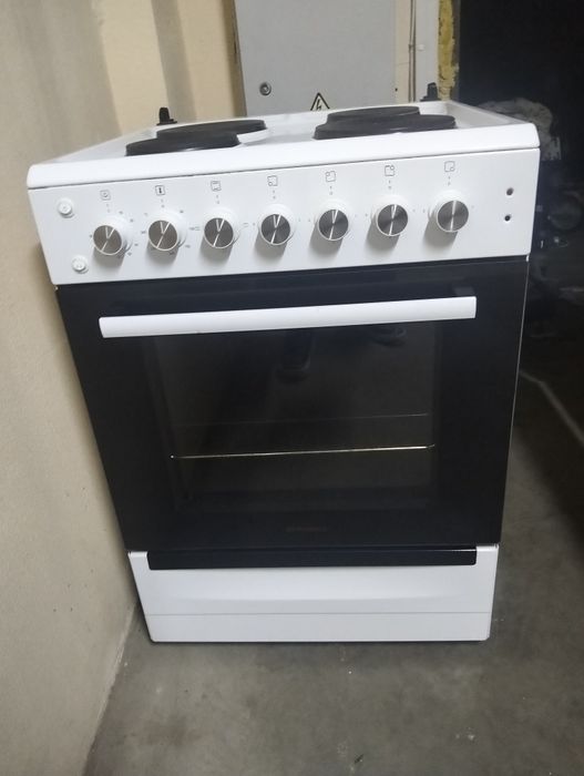 Продам электроплиту