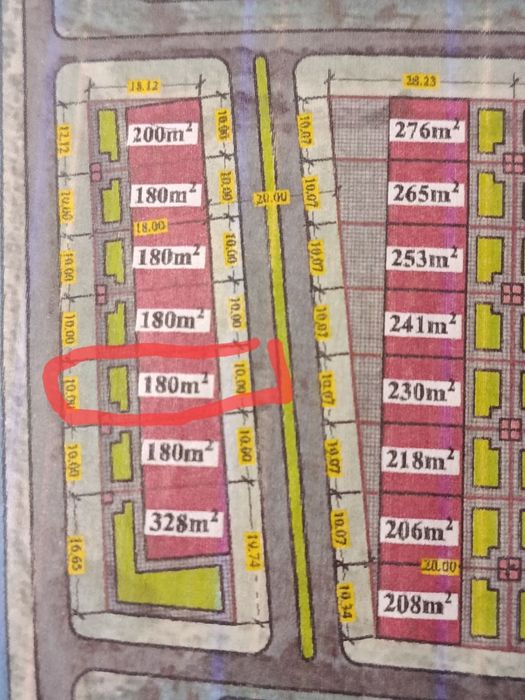 Жой орни сотилади (турур)