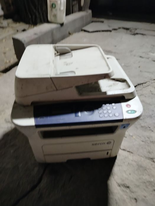 Продам принтер ксерокс