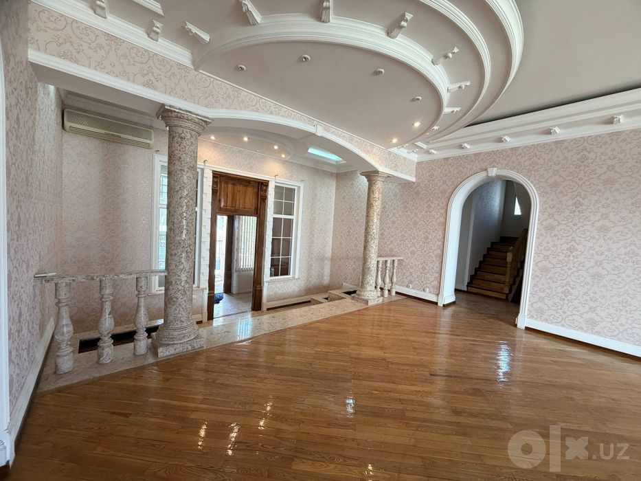 Продается дом 9 комнат, ориентир ул. Чингиза Айтматова/м.Минор, 592м²