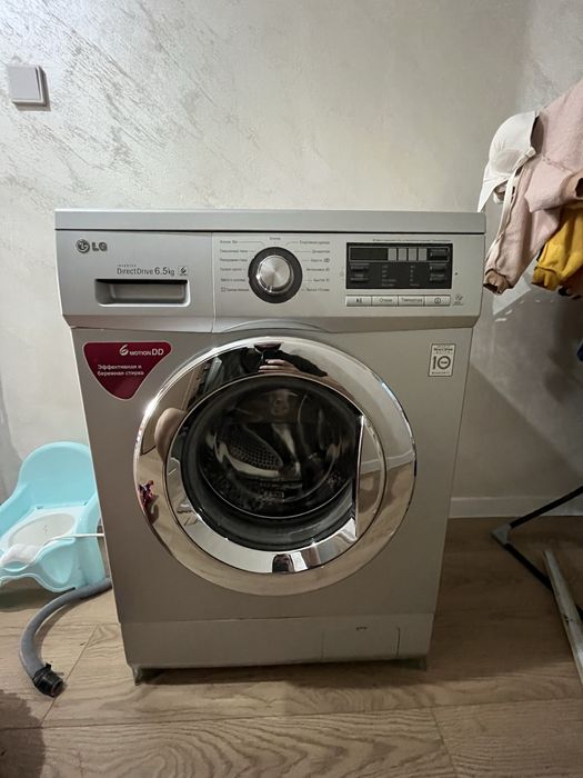 Продам стиральную машинку