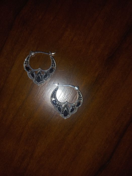 Продам серьги серебро 925