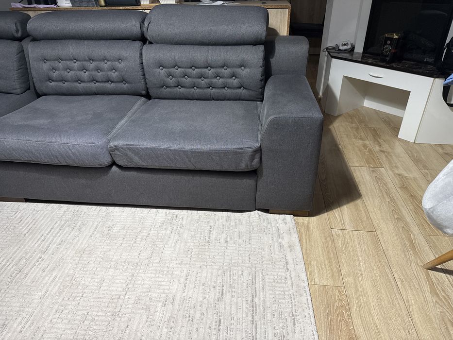 Canapea gri  living cu sezlong, material impermeabil