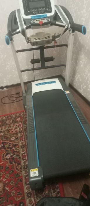 Тренажёр. Беговая дорожка