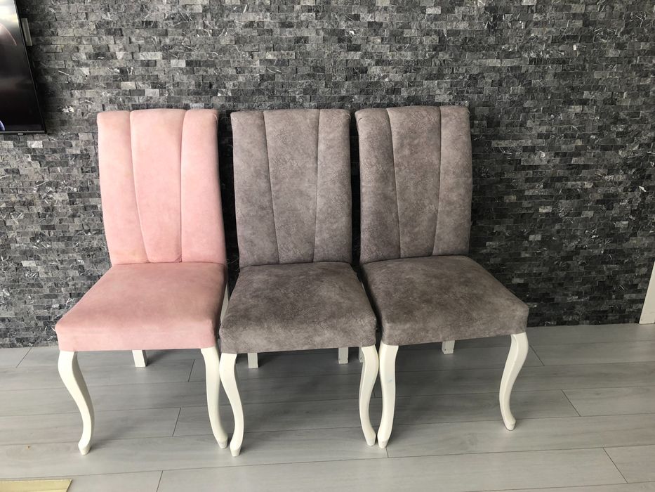 Комплект разтегателна трапезна маса с 6 стола