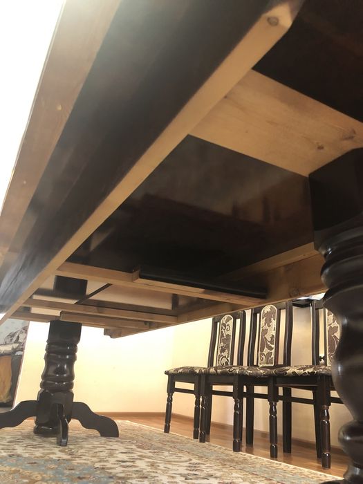 Стол в гостинную с доставкой