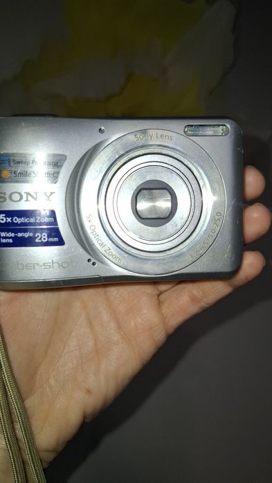 Компактна дигитална винтидж камера Sony Cyber-shot DSC-S5000 – 14MP / 5x zoom