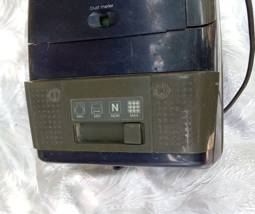 Продается Пылесос DAEEWO б.у.