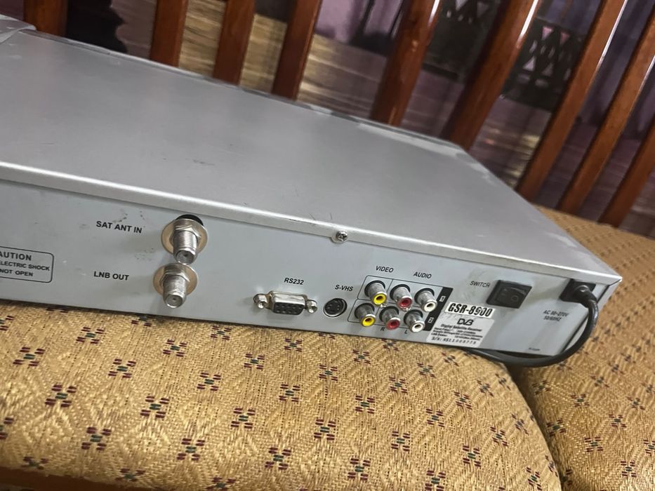 Продам спутниковый DVB ресивер модель GOSPELL модель 2000-х годов