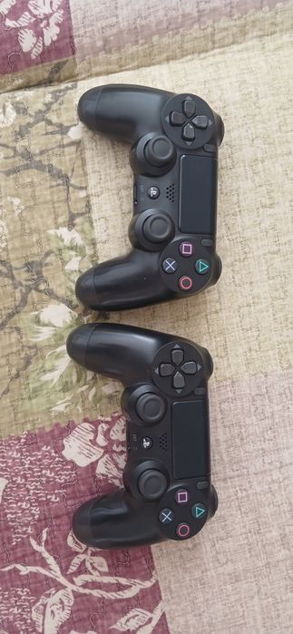 Продаётся PlayStation (PS4)