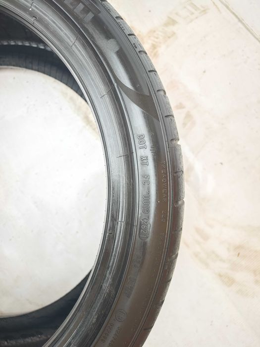 Anvelope 235/40/19 vara PIRELLI PZero