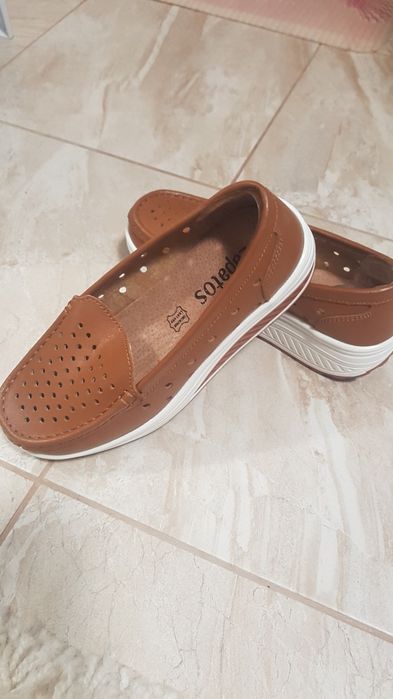 Мокасини от естествена кожа