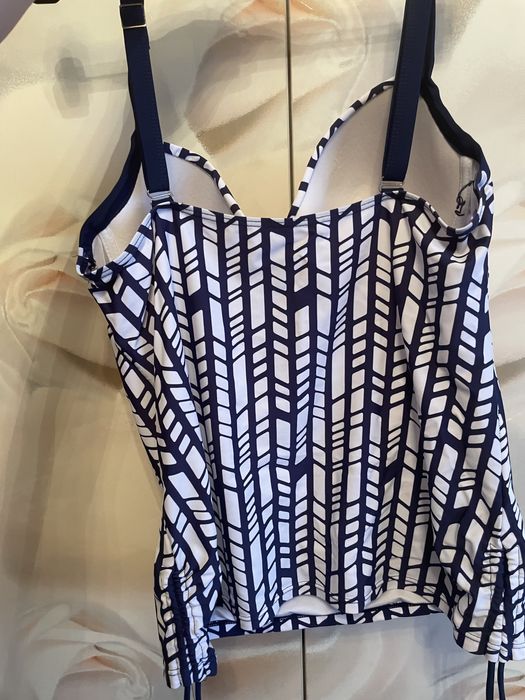 Купальник слитный 50 размер