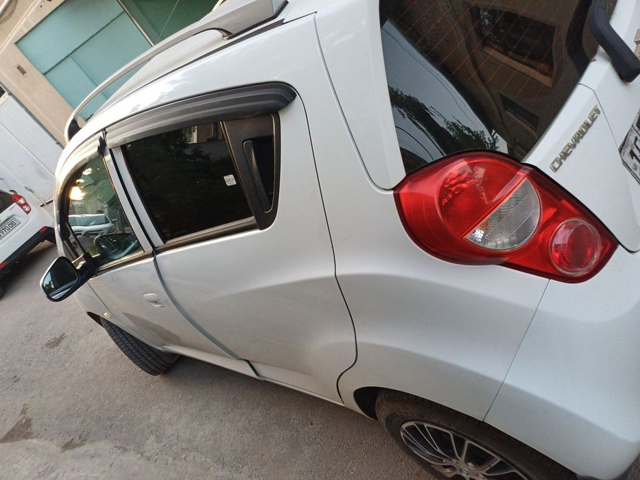 Chevrolet Spark 2015