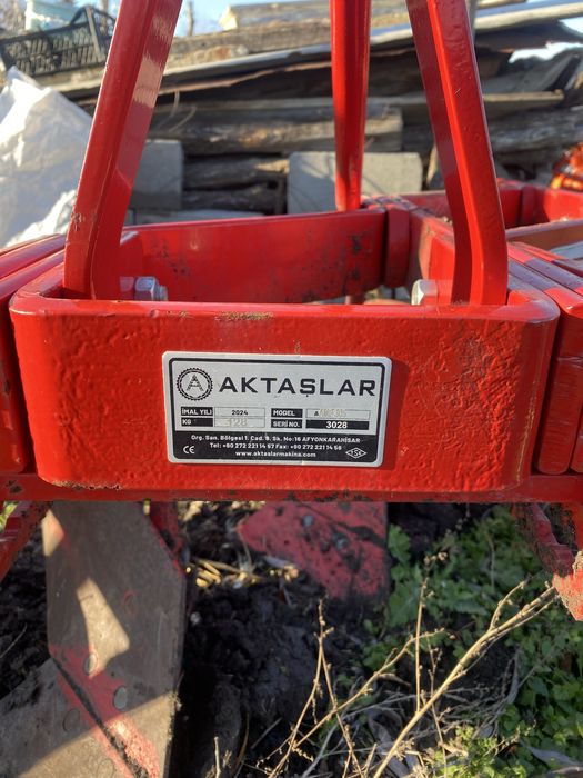 Продавам турски плуг 3х20