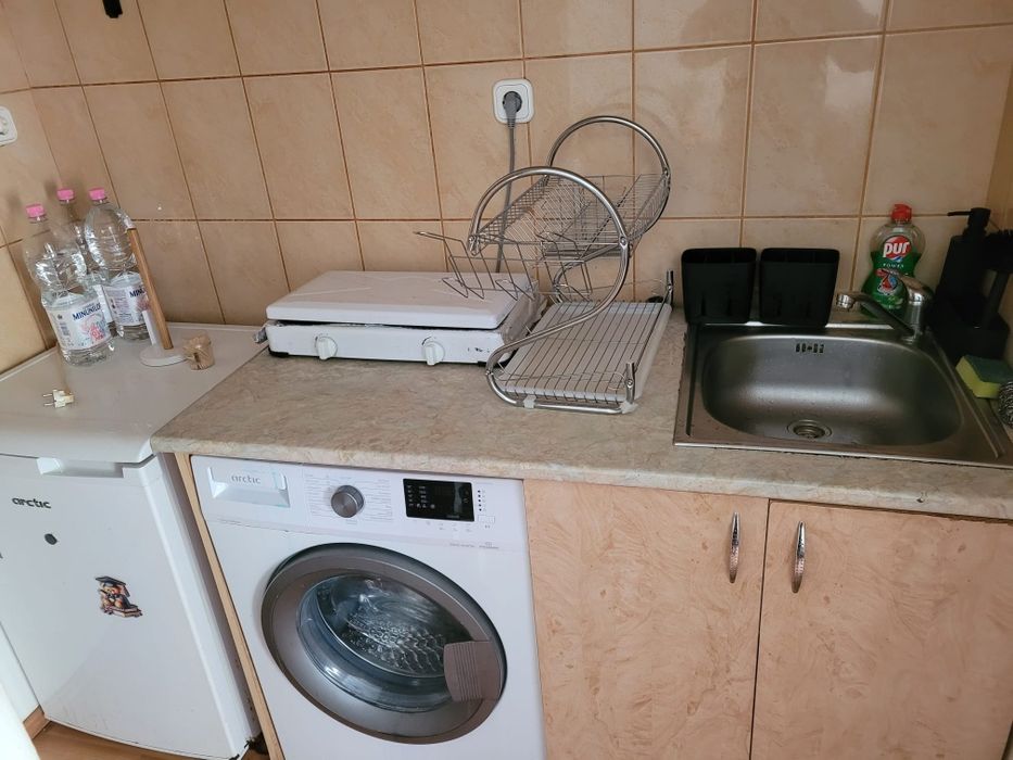 Închiriez garsoniera