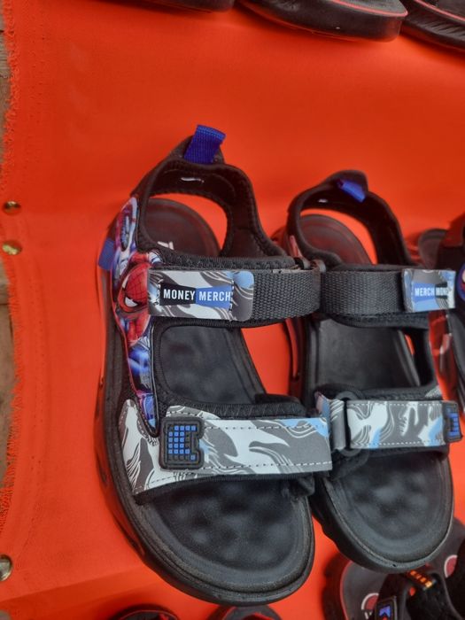 O'g'il bolalar oyoq kiymi Basanochka