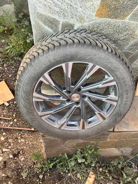 Продам зимнюю резину с дисками