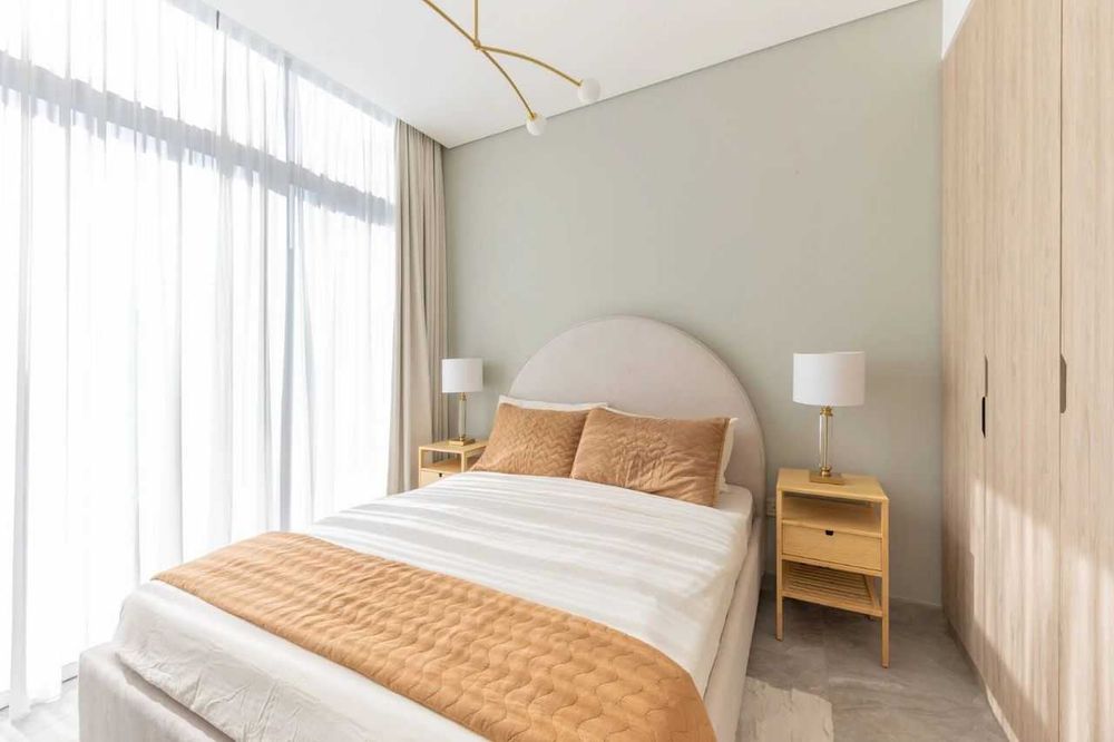 Сдается просторная 2-х комнатная квартира на Ойбеке,  2/7/9. Р5