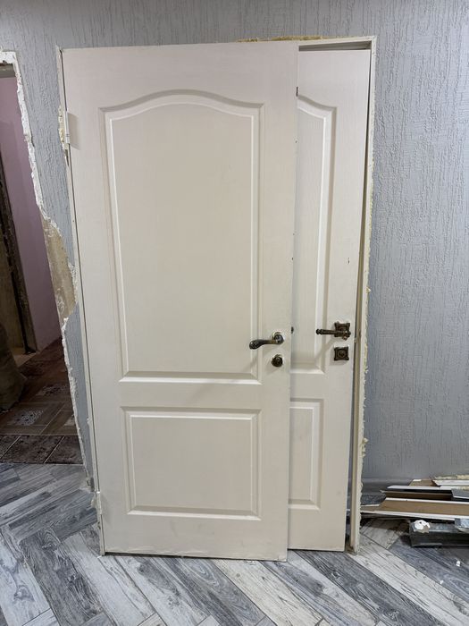 Продам двери шкаф итд