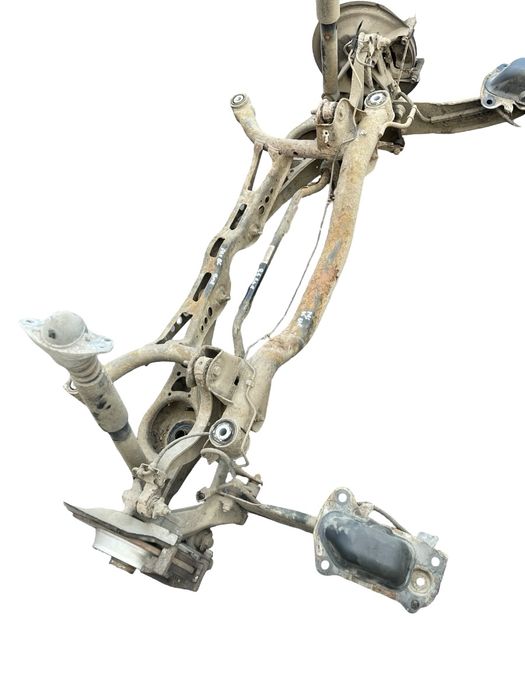 Punte Spate Volkswagen Passat B6 Sedan 2005 - 2010 2.0 Tdi Bmr