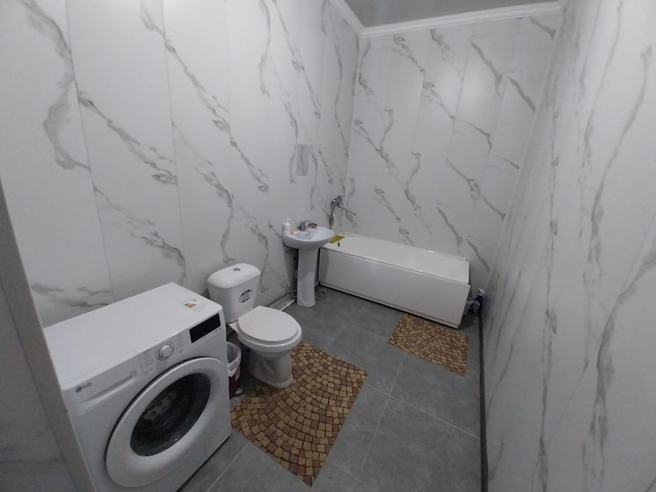 Nazarbek Tarnovda hovli sotiladi. Arzon narxda