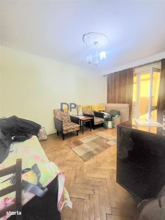 Apartament 2 Camere, Parter din 4, zona Sud