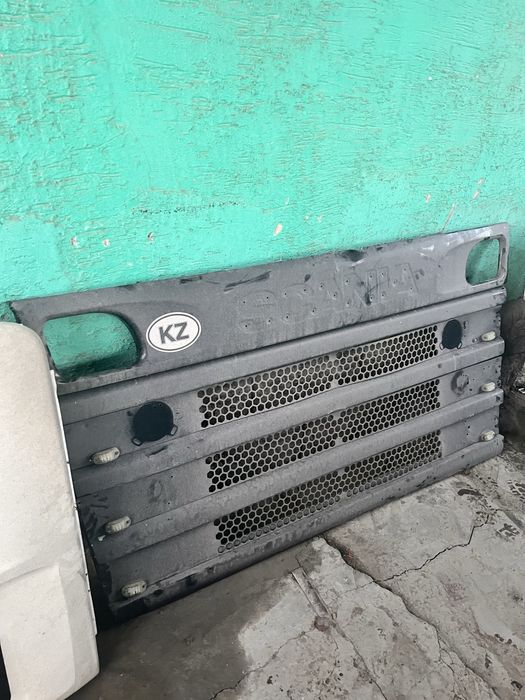 капот крыло от скания 98-99год