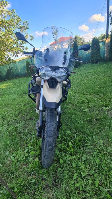 Vind Moto Guzzi V85 TT