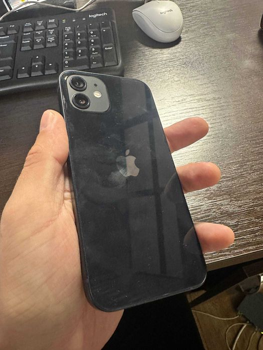 Продам взломаный IPhone12