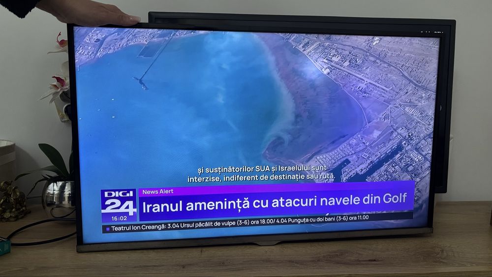 TV Samsung 32’ sau 81 cm suport perete