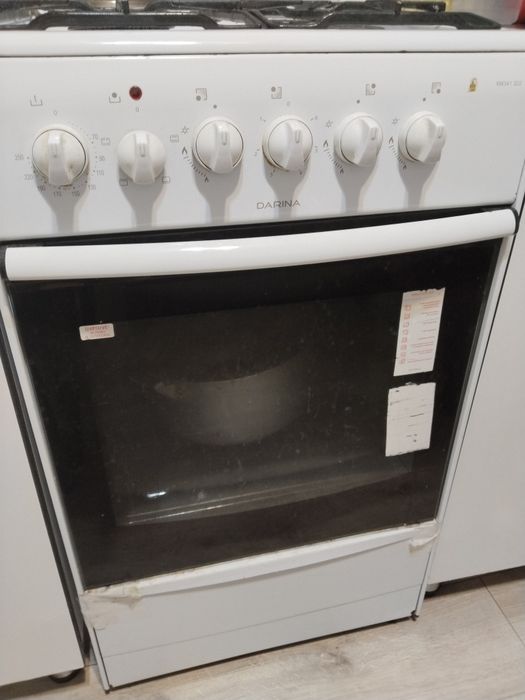 Продам б/у газовую плиту
