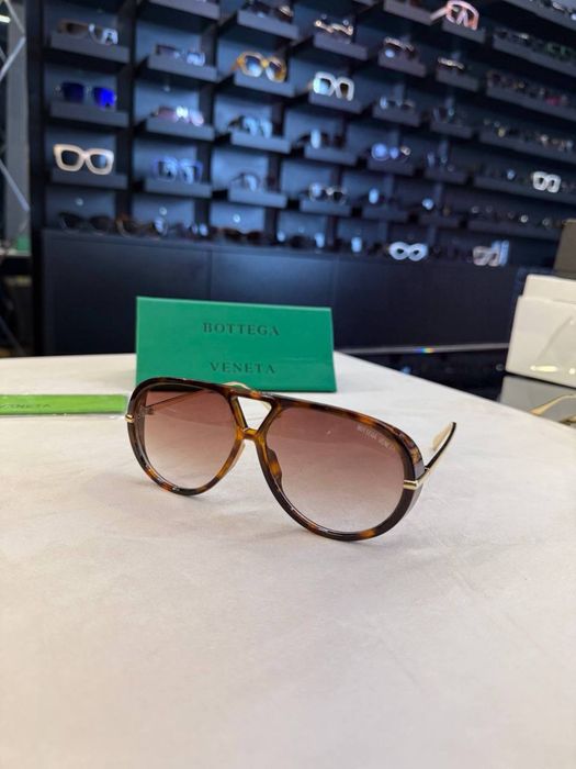 Ochelari Bottega Veneta noi
