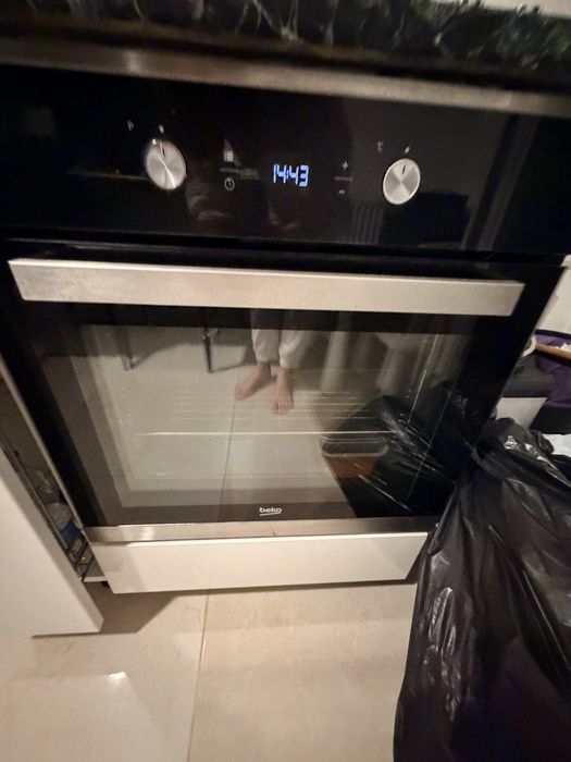 Mobila bucatarie echipata