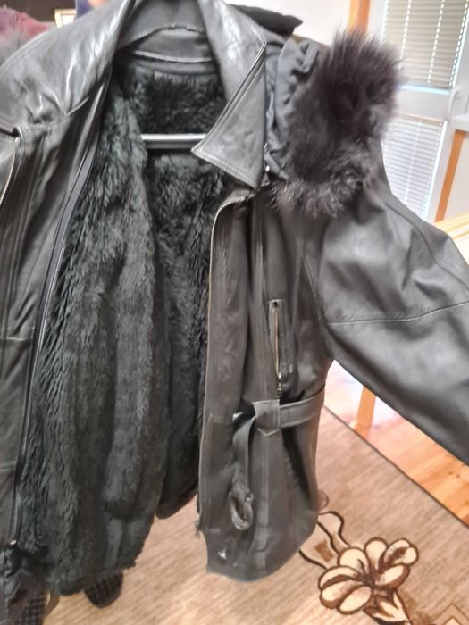Дамско зимно кожено яке