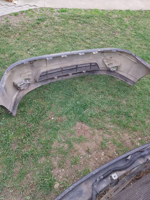 Vând bara fata Ford focus  1.6 benzină