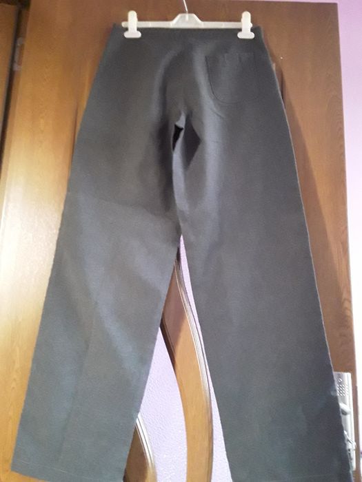 Vând Pantaloni Damă Evazati Mărimea 38 Noi