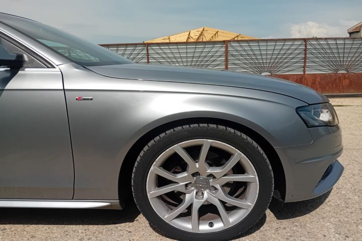 Prag dreapta Audi A4 B8/8K (facelift)