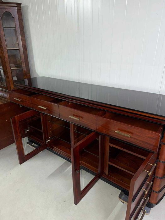 Впечатляващ бюфет стил Art Deko