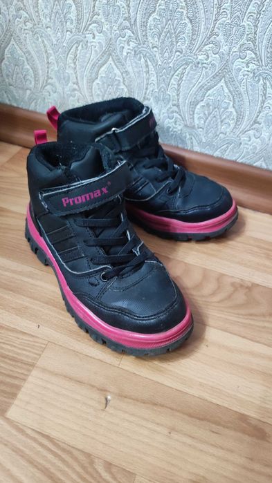 Ботинки демисезон 32 рр для девочки