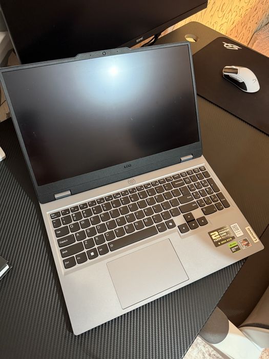 ноутбук Lenovo LOQ 15ARP9