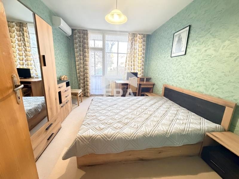 Четиристаен, обзаведен, газифициран апартамент под наем, в тухлена сгр