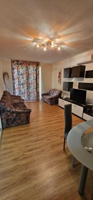 Apartament 2 camere de inchiriat Floresti Porii