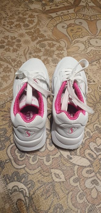 Кроссовки Skechers