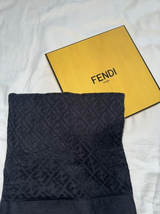 Шарф Fendi оригинал