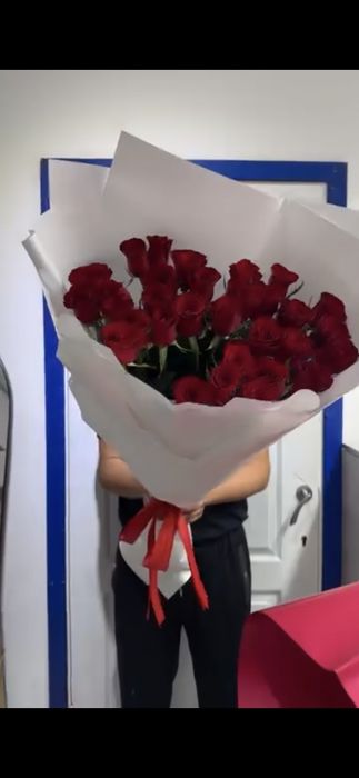 Свежий букет роз