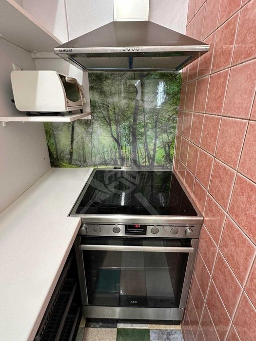 Дава се под наем Тристаен апартамент в Пловдив, Център - 70 кв.м за 700 € - Снимка #8